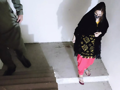 Beeg ko beti khala patta